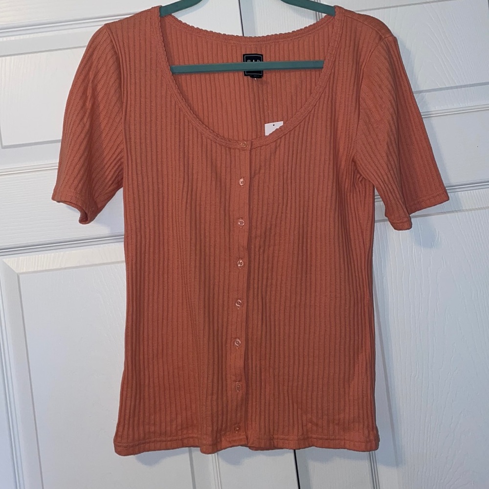 NWT Gap Shirt